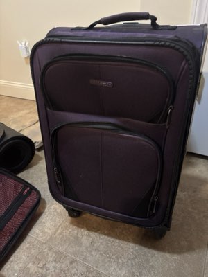 US Traveler cabin case, purple, four-wheel