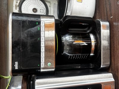 Braun coffee maker, 12 cup with glass carafe