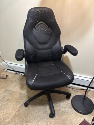 Gaming chair, well past its best